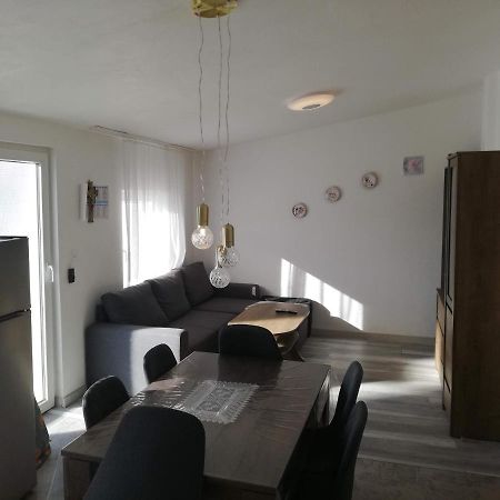Apartman Kety Vir Dış mekan fotoğraf