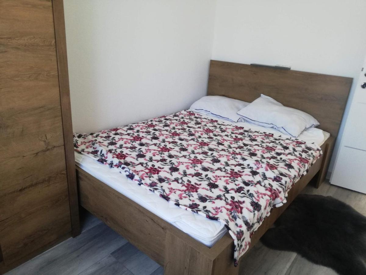 Apartman Kety Vir Dış mekan fotoğraf