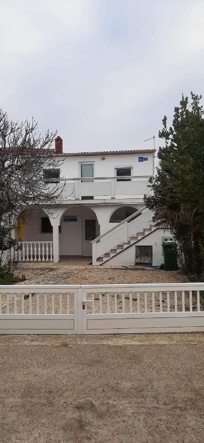 Apartman Kety Vir Dış mekan fotoğraf